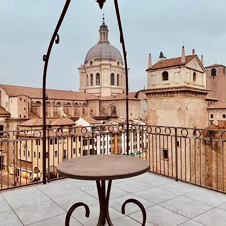 Grand San Lorenzo 4* مانتوفا